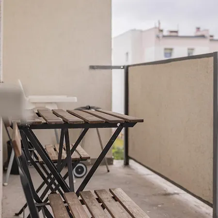 - Brzezno Budzetowy Komfort Blisko Plazy