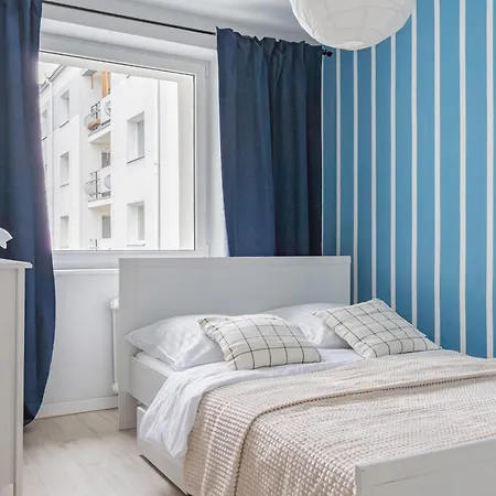 Apartment - Brzezno Budzetowy Komfort Blisko Plazy