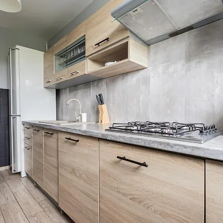 - Brzezno Budzetowy Komfort Blisko Plazy Gdańsk