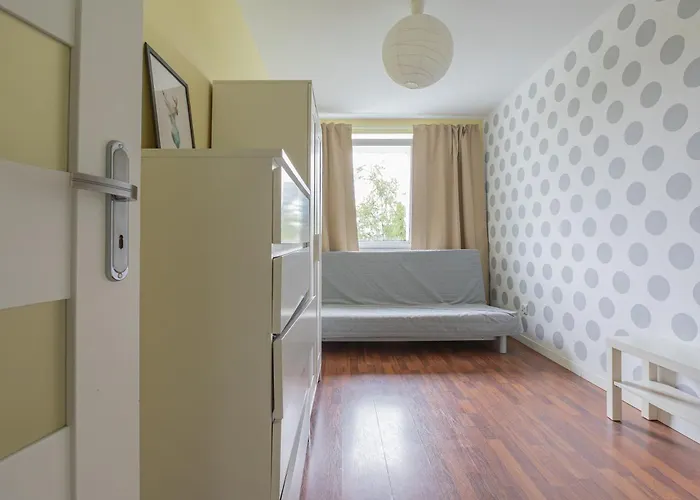 - Brzezno Budzetowy Komfort Blisko Plazy Gdańsk